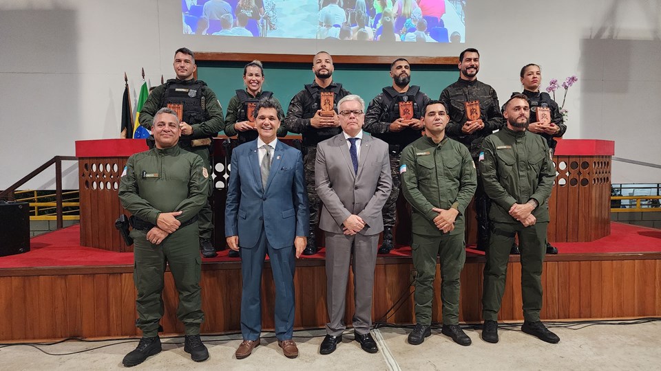 Formatura-de-policiais-penais-Leo-Junior-Vice-Governadoria Estado forma mais 353 policiais penais