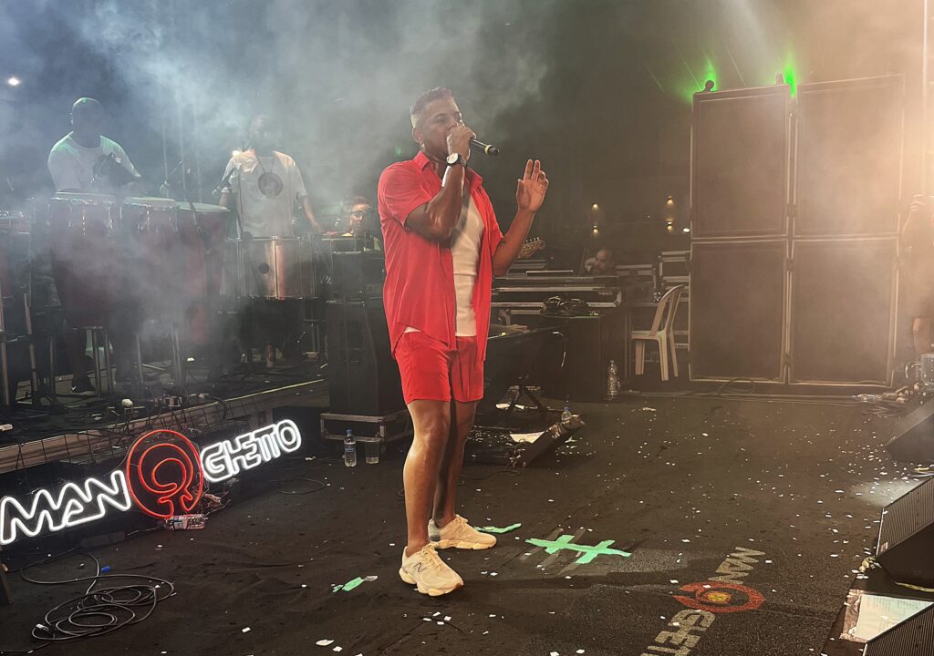 Guriri-segunda-feira-5-PMSM-Divulgacao-este-1024x720 Falamansa emociona com música para Monique Cruz no carnaval de Guriri