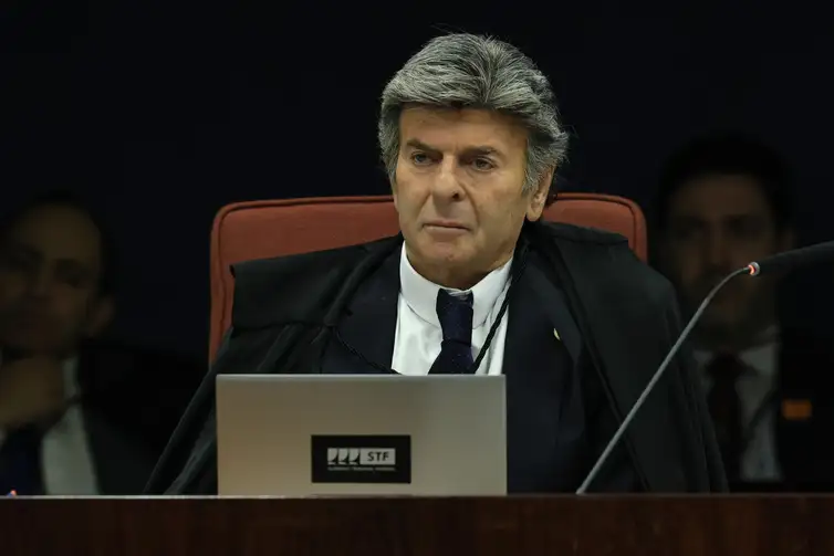 Luiz-Fux-Luiz-Coutinho-STF Por unanimidade, turma do STF torna Bolsonaro e mais 7 réus por golpe