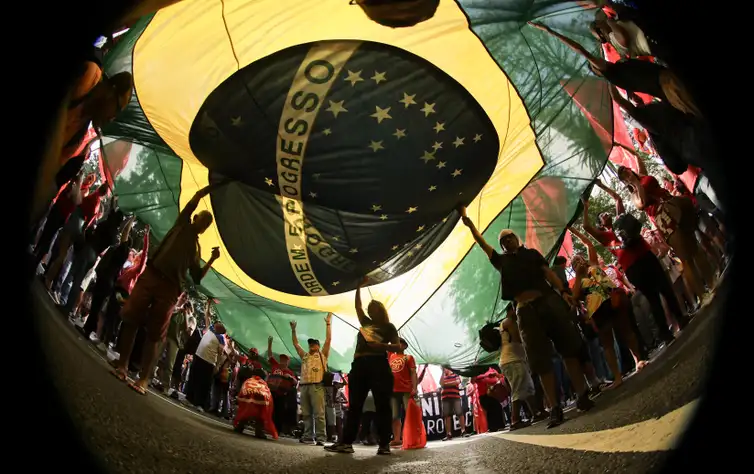 Manifestacao-contra-anistia-Paulo-Pinto-ABr-movimentos Cidades brasileiras têm atos contra anistia a golpistas