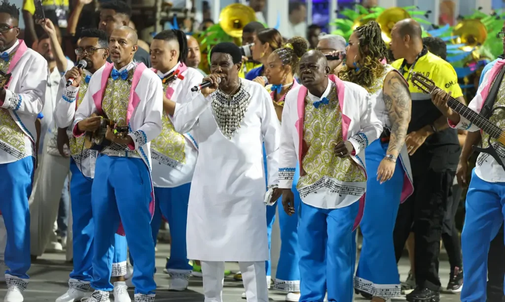Neguinho-da-Beija-Flor-Tomaz-Silva-ABr-1024x613 Beija-flor conquista o 15º título do carnaval carioca