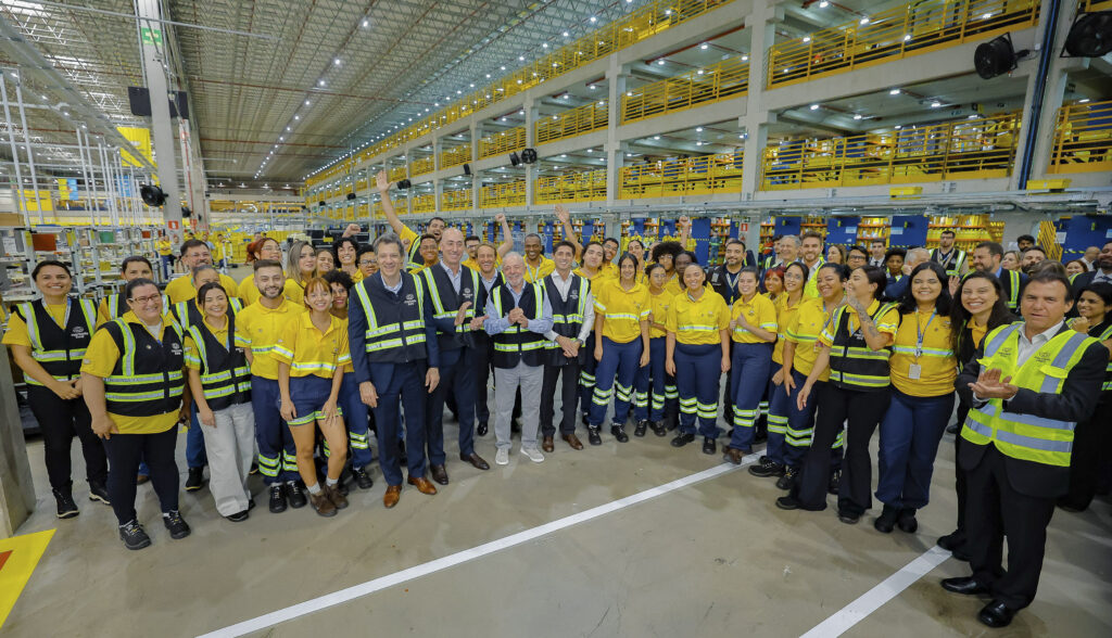 Lula-no-Mercado-Livre-Ricardo-Stuckert-PR-2-1024x588 Brasil tem reservas para enfrentar decisões de Trump, diz Lula