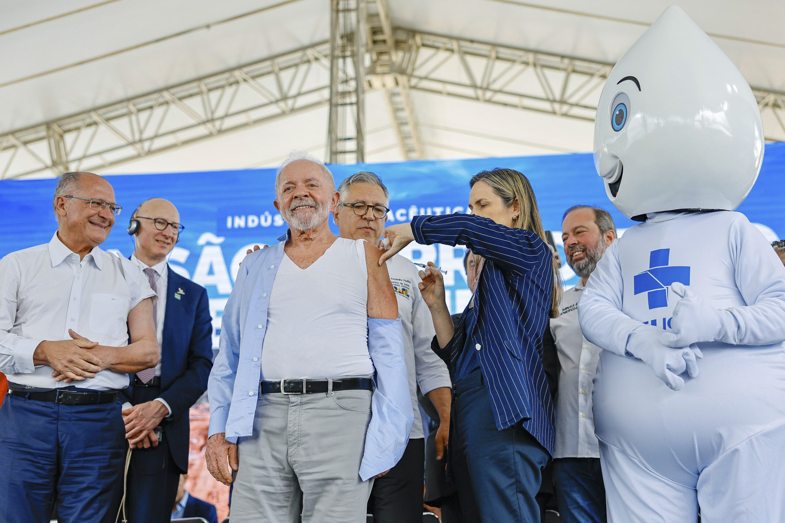 Lula-vacinado-Ricardo-Stuckert-PR-scaled Em evento com Lula, farmacêutica anuncia expansão no Brasil