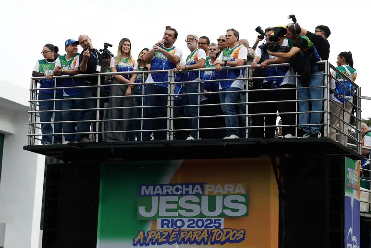Marcha-para-Jesus-4-Fernando-Frazao-ABr Marcha para Jesus reúne milhares no centro do Rio de Janeiro