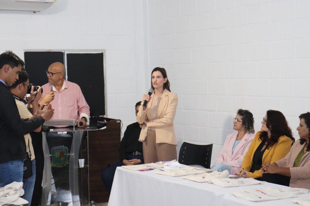 Promotora-Olga-pacto-Mulher-EF-1024x682 Violência contra a mulher: “O grito às vezes é na casa do vizinho”