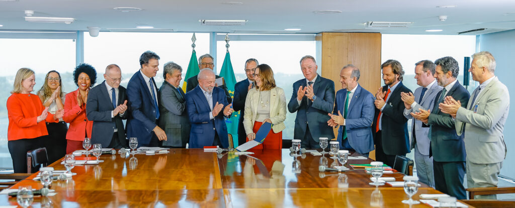 54671605407_b58d0fdd75_o-1024x415 Lula autoriza Curso de Medicina no Ceunes em São Mateus