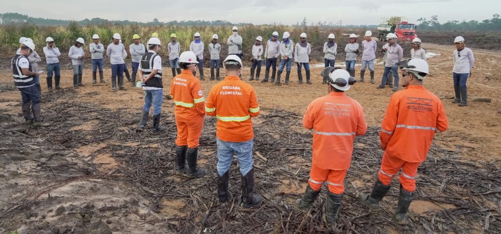 Atividade-com-publico-interno-da-Suzano-e1752801973626-1024x478 No Dia de Proteção às Florestas, Suzano destaca programa que já impactou mais de 8 mil pessoas em 2025