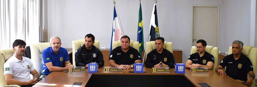 Caso-Lazaro-coletiva-Aleander-Gomes-PCES-legendas-1024x348 Caso Lázaro: Polícia Civil detalha prisões e avanço das investigações em São Mateus