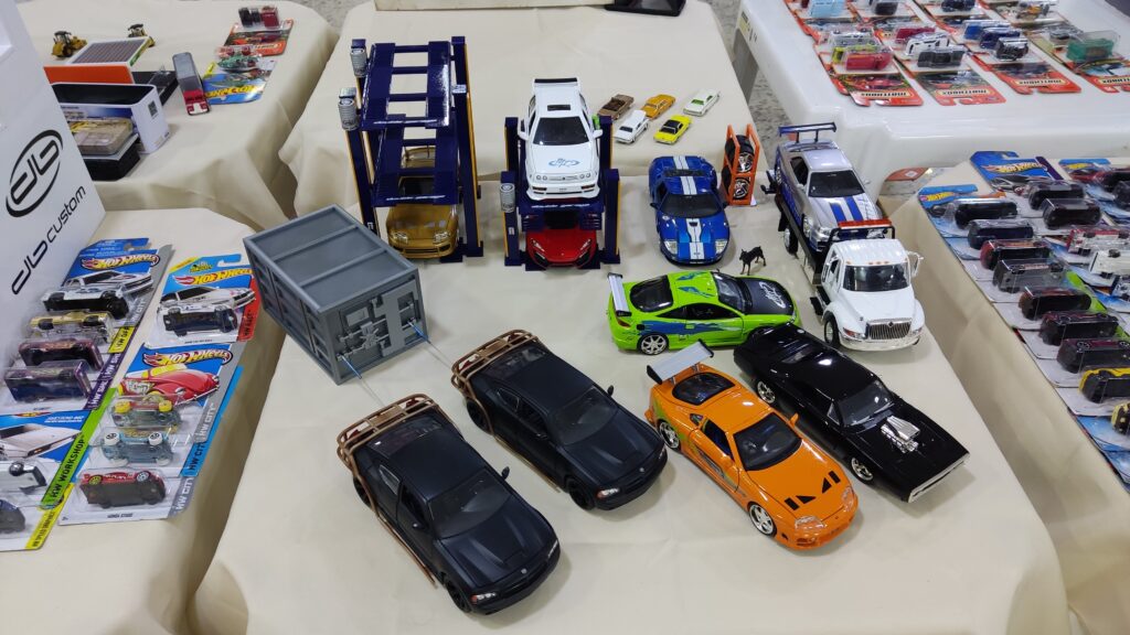 Colecionadores-de-miniaturas-26-07-2025-HWSC-13-1024x576 Miniaturas sobre rodas: exposição de carros encanta público em shopping de São Mateus