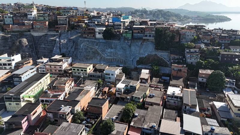 Estabilizacao-de-enconstra-em-Cariacica-PMC Governo já garantiu mais de R$ 400 milhões para municípios enfrentarem efeitos extremos do clima