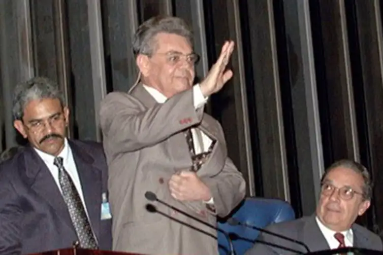 Ronaldo-Cunha-Lima-Roque-Sa-Arquivo-Senado Impunidade levou Congresso a rever blindagem parlamentar em 2001