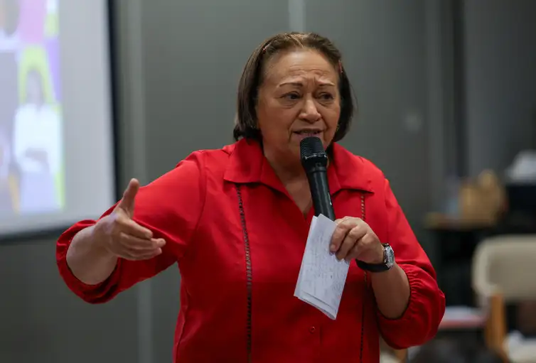Fatima-Bezerra-Fabio-Rodrigues-Pozzebom-ABr Delegadas pedem sistema único de políticas para mulheres