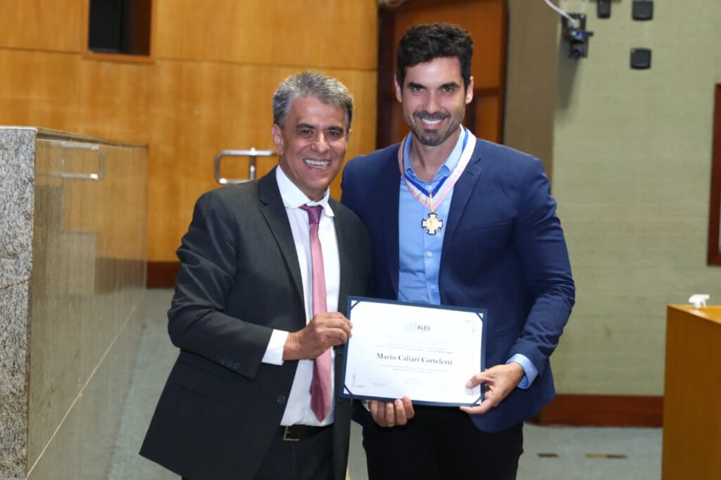 Jose-Esmeraldo-medicos-Divulgacao-10-1024x682 Assembleia Legislativa homenageia médicos com comenda e debate desafios da profissão
