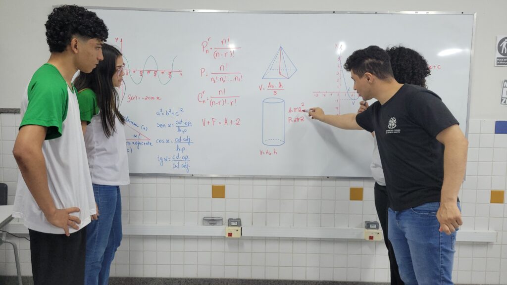 Ceciliano-1-1024x576 Medalhista de ouro em Matemática, professor mateense vai para missão de estudos na China