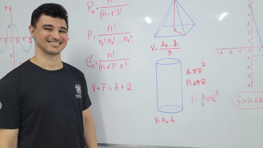 Ceciliano-6-1024x576 Medalhista de ouro em Matemática, professor mateense vai para missão de estudos na China