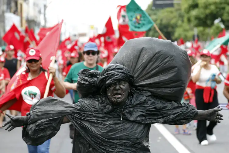 Marcha-pelo-Clima-Bruno-Peres-ABr-3 Marcha pelo Clima reúne 70 mil e leva força amazônica às ruas de Belém