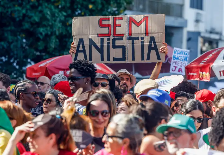 Ato-contra-dosimetria-Tania-Rego-ABr Em várias capitais, manifestantes vão às ruas contra PL da Dosimetria