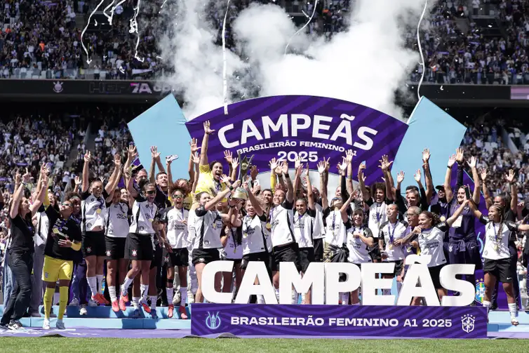 Corinthians-Brabas-campeas-Staff-Images-Woman-CBF Palmeiras terá mando de campo contra Corinthians na Supercopa Feminina