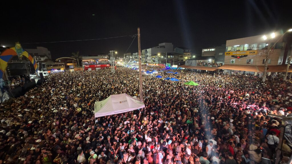 Verao-Guriri-com-show-de-Leo-Santana-em-Guriri-PMSM-1024x576 Gigante: show de Léo Santana ainda repercute em Guriri