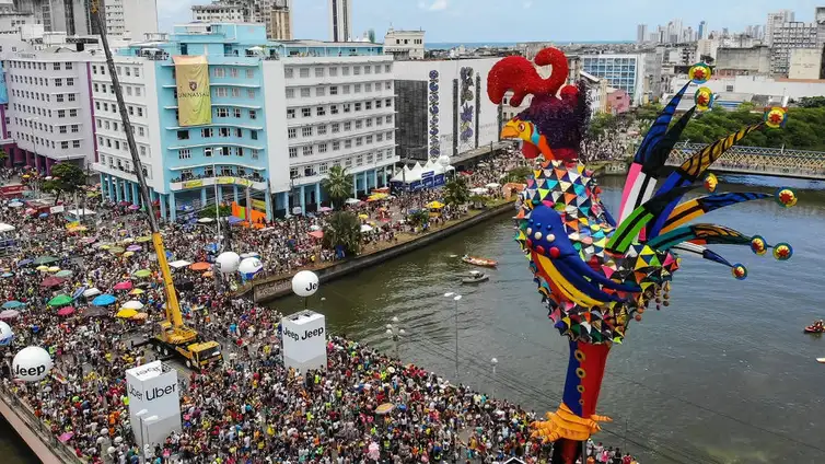 Galo-da-Madrugada-Sergio-Bernardo-Arquivo-PCR Retorno de investimento em carnaval é maior que em áreas da indústria