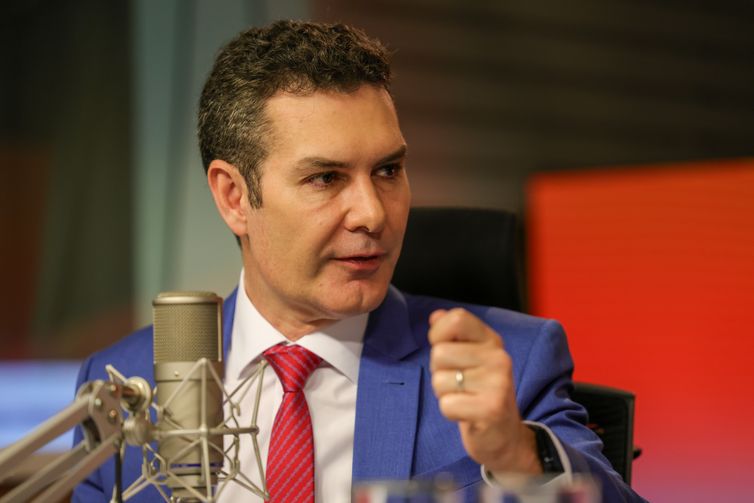 Jader-Filho-Fabio-Rodrigues-Pozzebom-ABr Lula critica Zema por não usar R$ 3,5 bi em obras de prevenção à chuva