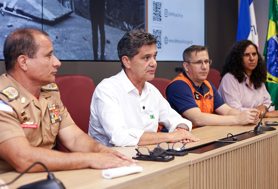 Ricardo-doacao-a-MG-Cid-Costa-Governo-ES Capixabas podem fazer doações para Minas Gerais no quartel dos Bombeiros
