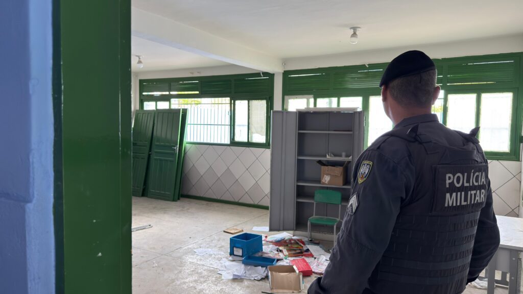Lilazinha-1-PMSM-4-1024x576 Inacreditável: furto e vandalismo na Escola Lilazina, às vésperas de reinauguração