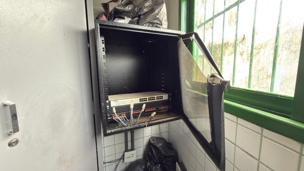 Lilazinha-1-PMSM-6-1024x576 Inacreditável: furto e vandalismo na Escola Lilazina, às vésperas de reinauguração
