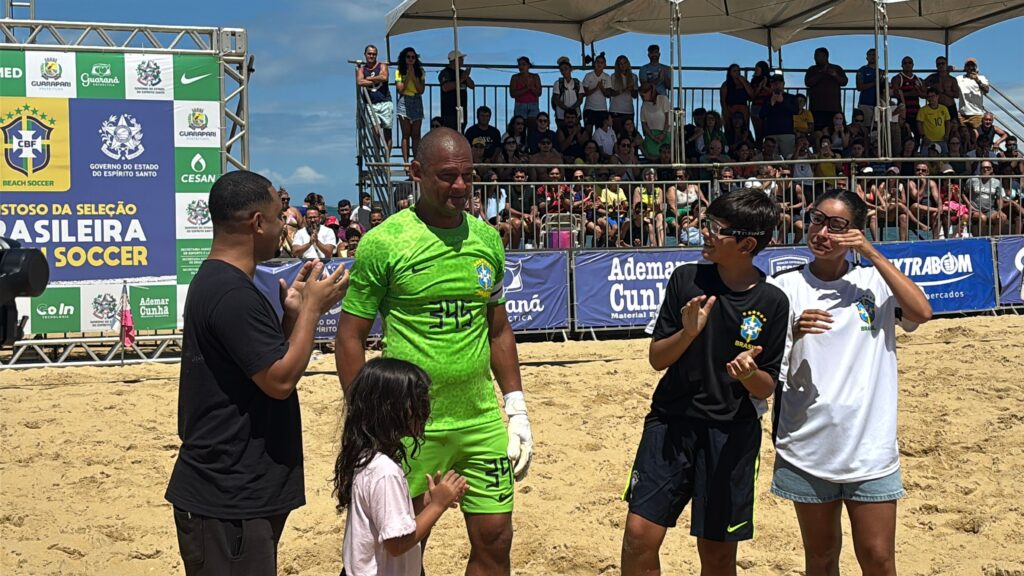 Mao-e-filhos-Gabriel-Badaro-1024x576 Mão e Bruno Xavier dão adeus à Seleção Brasileira de Beach Soccer