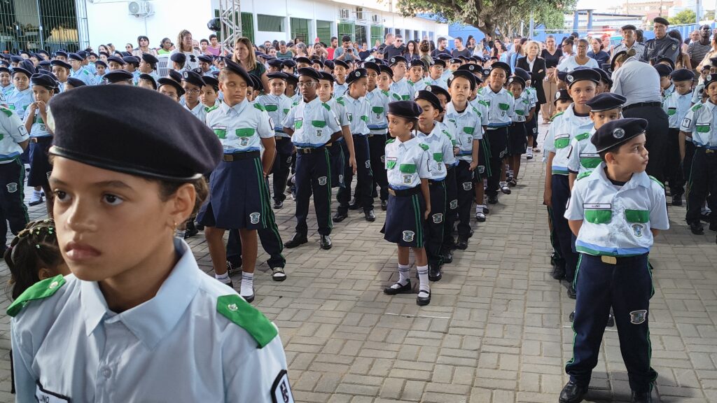 Ricardo-e-Marcus-Escola-Ouro-Negro-Gilmar-Henriques-2-1024x576 Prefeito Marcus garante reforma de prédios de mais duas escolas cívico-militares