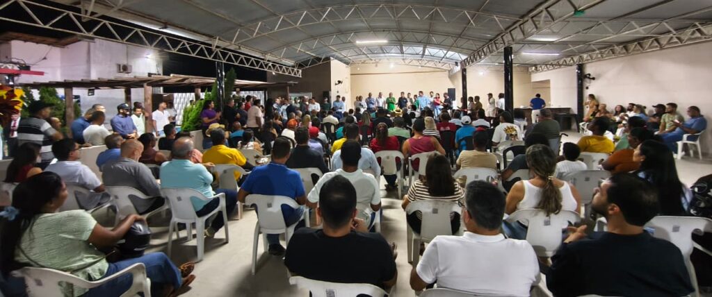 Ricardo-em-Sao-Mateus-noite-15-05-2026-PMSM-3-e1779032936864-1024x428 Em encontro com lideranças, Ricardo Ferraço reafirma água potável como prioridade para São Mateus