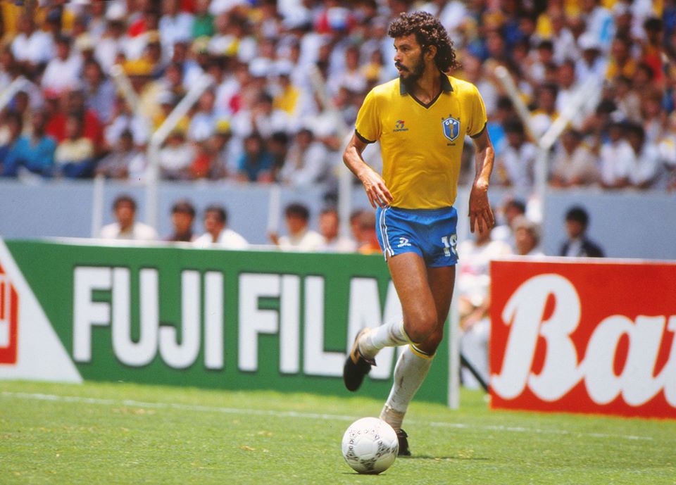 Copa-82-Socrates-Creditos-Acervo-CBF Brasil nas Copas: 1982, Seleção encanta o mundo de novo