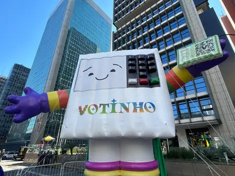 Parada-do-Orgulho-LGBT-Elaine-Cruz-ABr-3 Parada do Orgulho LGBT+ leva cores e vibração à Avenida Paulista