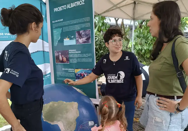 Projeto-Albatroz-Divulgacao Reduzir morte de albatrozes implica mudanças na pesca em alto-mar
