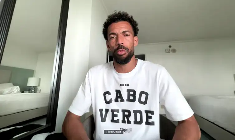 Vozinha-2-Telesur-TV-Brasil-Reproducao Goleiro Vozinha torce por novo contrato: “lugar onde possa ser feliz”