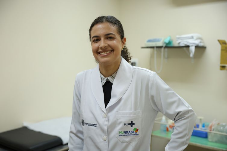 Medica-gabriela-Paiva-Maternidade-UFRJ-Tomaz-Silva-ABr Cesárea aumenta risco de câncer de placenta após mola gestacional
