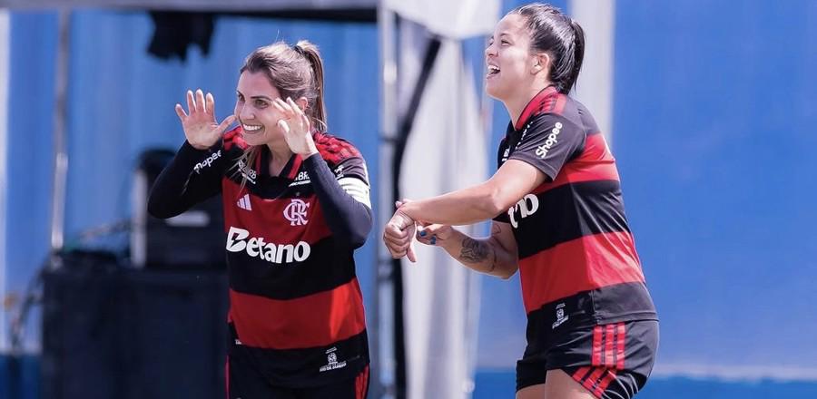 Flamengo-vence-Santos-futebol-feminino-Wanderson-Oliveira São Paulo goleia, iguala líder e afunda Botafogo no Brasileiro Feminino