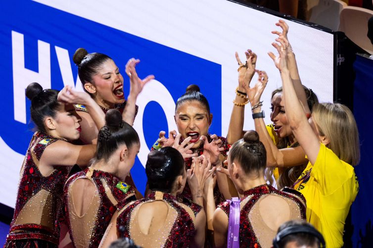 Ginastica-ritmica-com-bronze-Melogym-CBG-3 Com ginasta capixaba, Brasil é bronze e garante vaga em Los Angeles 2028
