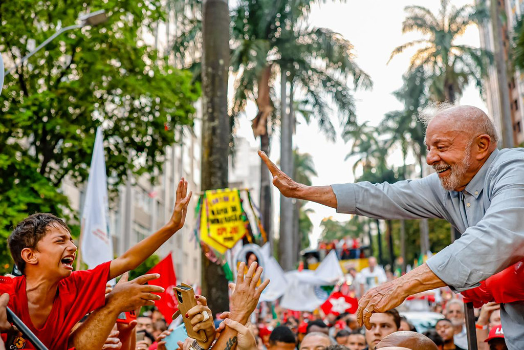 Lula-em-campanha-Ricardo-Stuckert-2 Flávio Bolsonaro lidera disputa presidencial no centro-sul do Espírito Santo